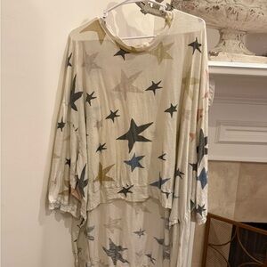 Star Patterned Oversized Top by magnolia pearl